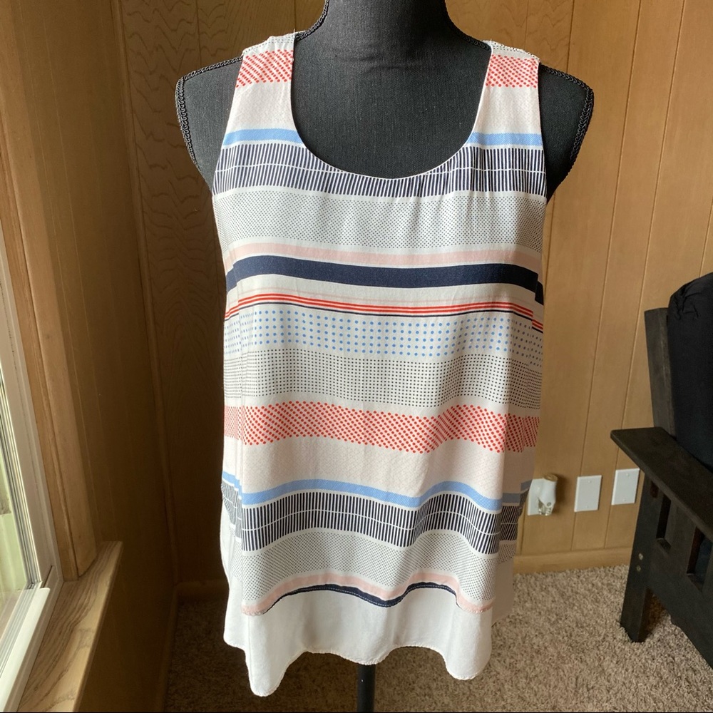 Elle sleeveless flowy blouse